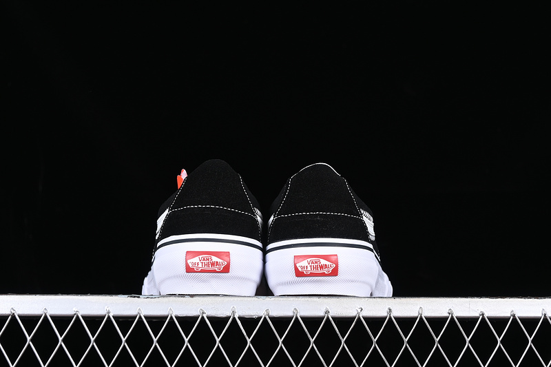 Sk8 Low Low Top Casual Sneakers White/Black 27