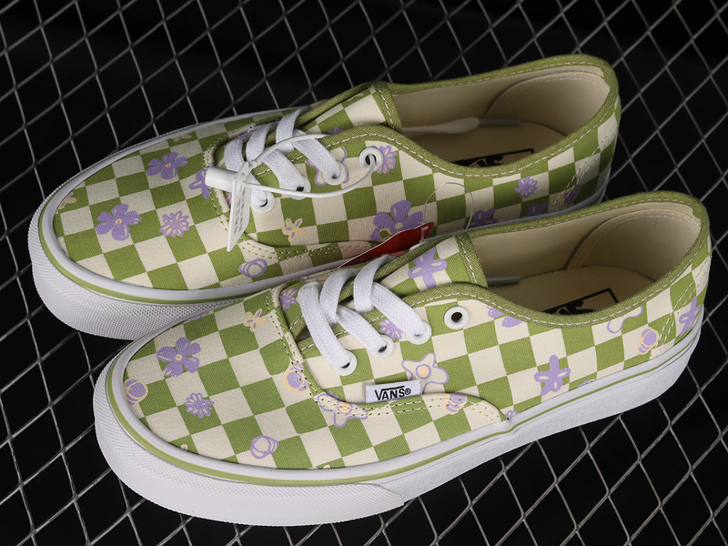 Wallpaper Authentic Shoes Fresh Green/White 7