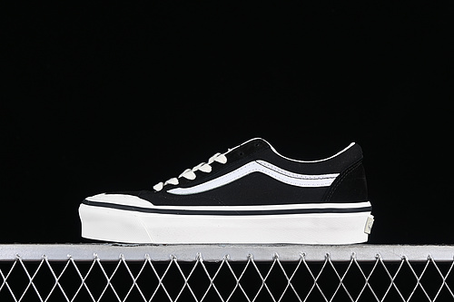 Vans Old Skool Reissue 136 White/Black 25