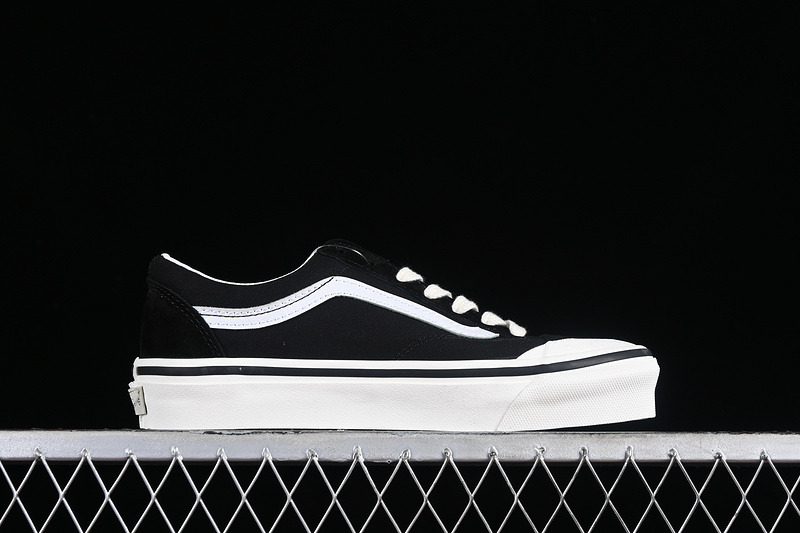 Vans Old Skool Reissue 136 White/Black 29