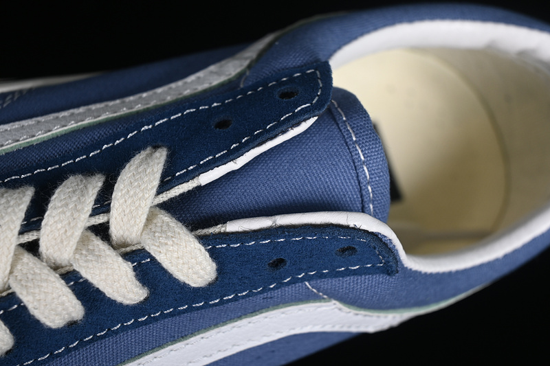 Vans Old Skool Reissue 136 White/Blue 23