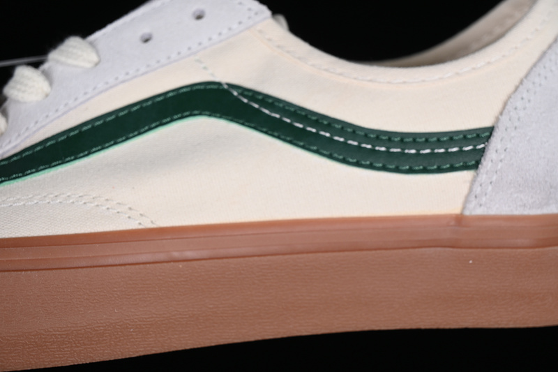 Style 136 Vr3 White/Green/Beige/Brown 17