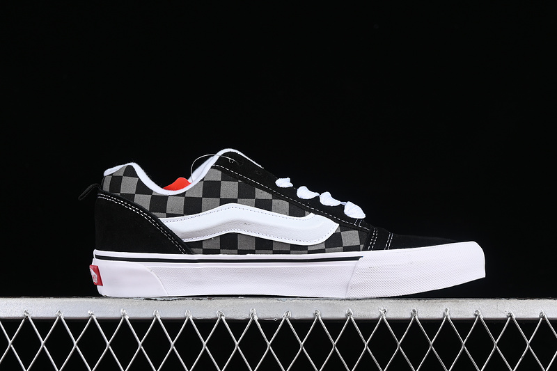 Vans Classics Knu Skool Black/Grey/White 19