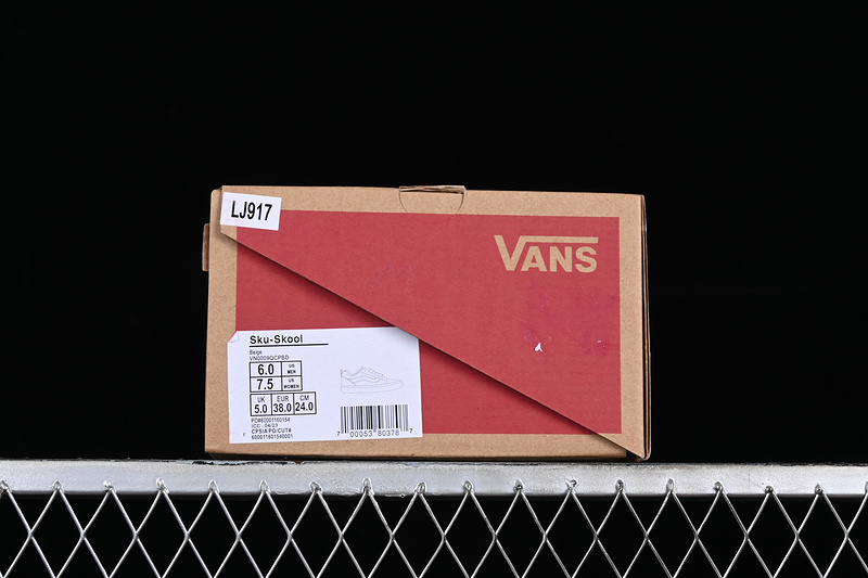 Vans Classics Knu Skool White/Grey/Silver 25