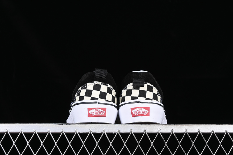 Vans Knu Slip-On White/Black 29