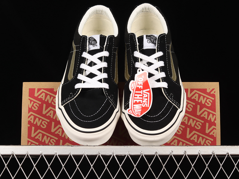 Sk8-Low Black/Black/White 13