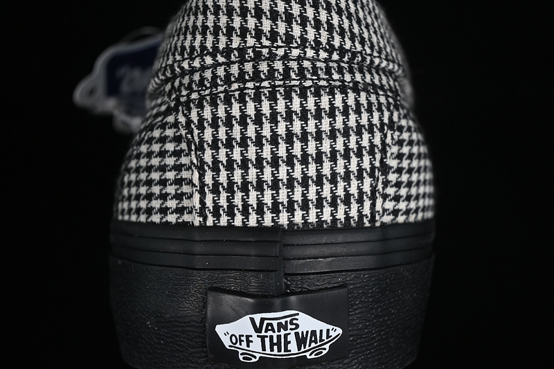 Vans Demons Style 53 Black/White 9