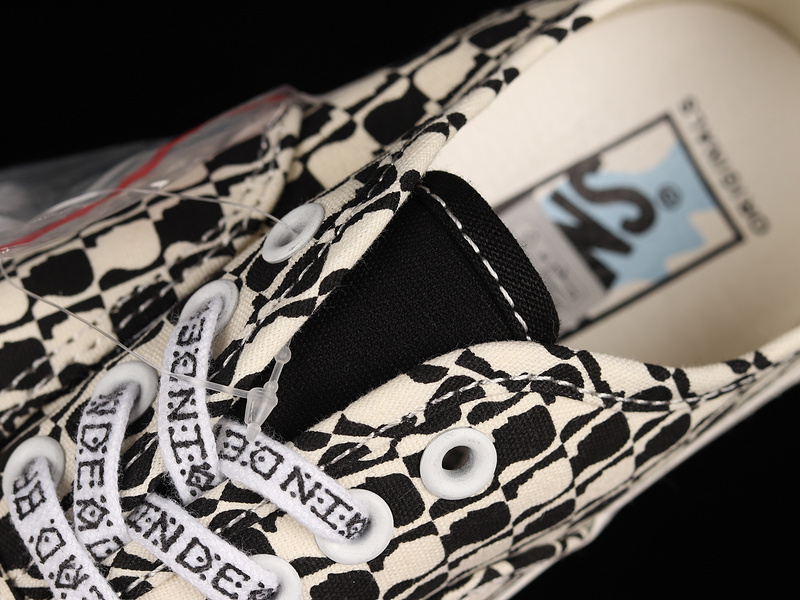 Brain Dead X Og Authentic Lx Black/White/Black 13