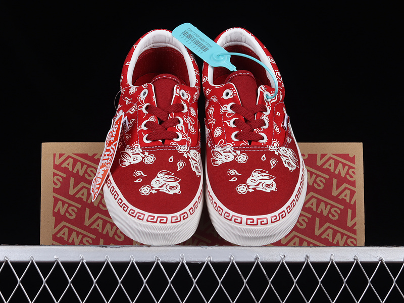 Era Year Of The Rabbit Red/Red/White 11