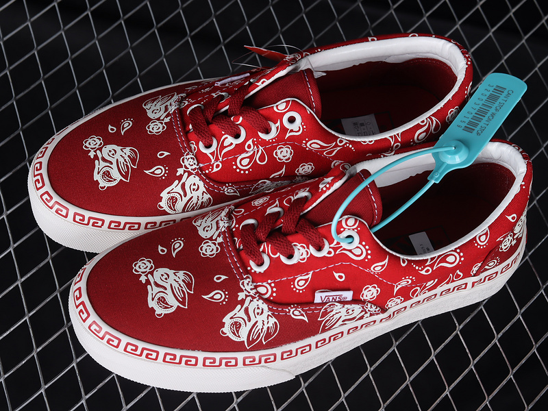 Era Year Of The Rabbit Red/Red/White 19