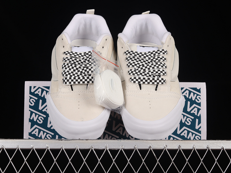 Knu Skool Vlt Lx Marshmallow/White/Black 3