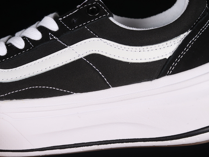 Old Skool Overt Cc Black/Black/White 13