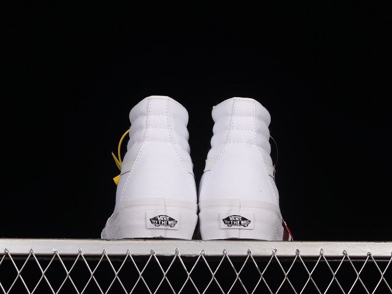 Sk8-High True White/True White/Black 17