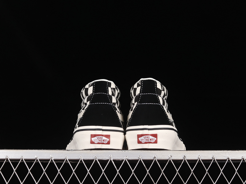 Sk8-Mid Checkerboard Black/White/Black 3