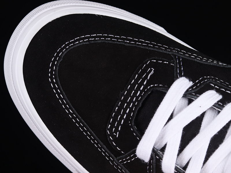 Half Cab Black/Black/True White 23